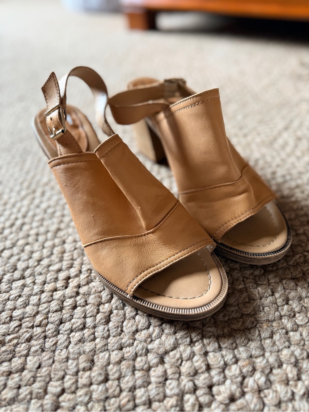 Barbara Barbieri Women's Tan Open-Toe Slingback Heel - Neutral Leather Sandal